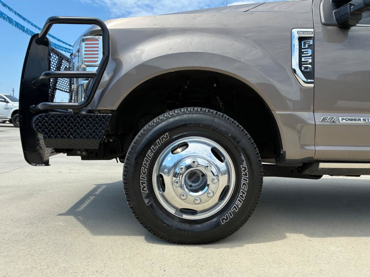 Used 2020 Ford F350 King Ranch w/ King Ranch Ultimate Package AWD/4WD image 7
