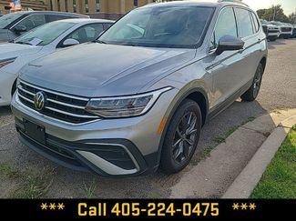 Used 2024 Volkswagen Tiguan SE FWD video 1