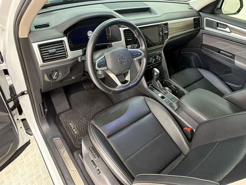 Used 2021 Volkswagen Atlas SEL FWD image 4