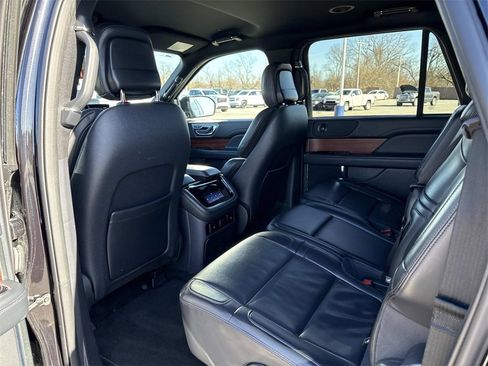 Used 2024 Lincoln Navigator L 4WD image 25