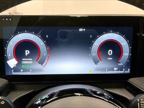 New 2025 Nissan Kicks SR w/ SR Premium Package FWD image 49