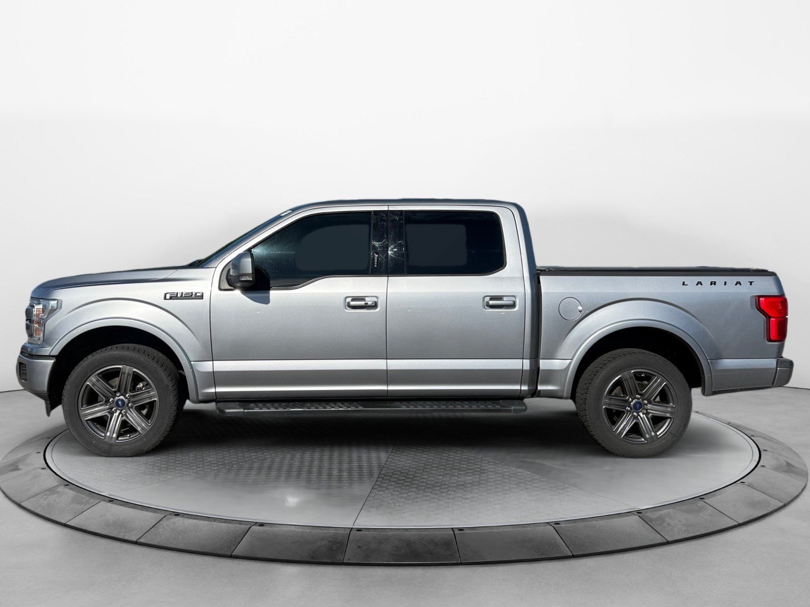 Used 2020 Ford F150 Lariat w/ Equipment Group 502A Luxury AWD/4WD image 3