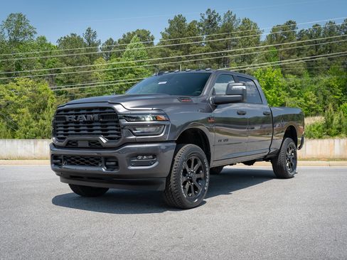 New 2026 RAM 2500 Big Horn AWD/4WD image 3
