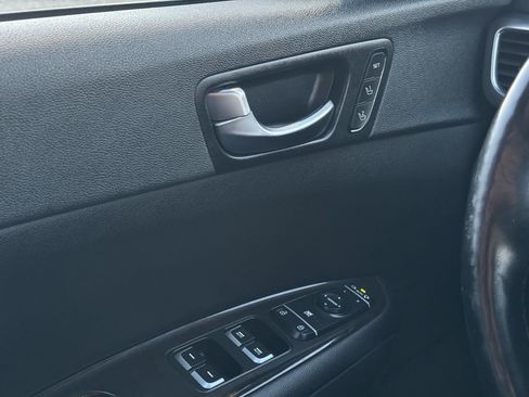 Used 2016 Kia Optima EX image 30