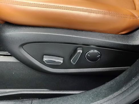 Used 2022 Lincoln Nautilus Reserve w/ Equipment Group 202A image 27