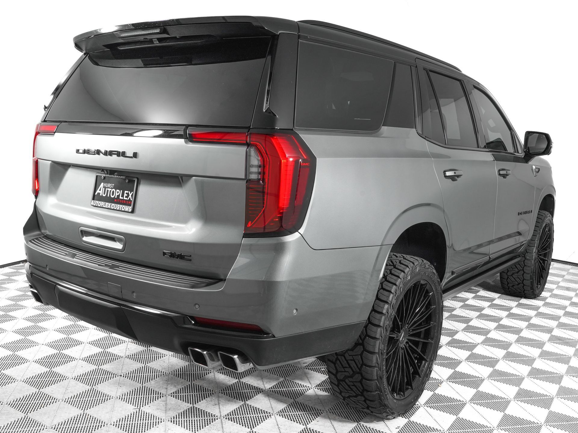 Used 2026 GMC Yukon Denali w/ Sun & Power Step Package AWD/4WD image 5