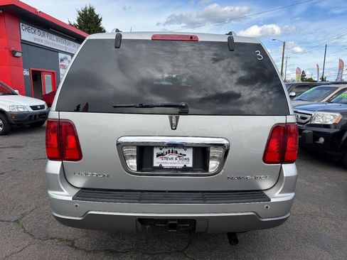 Used 2004 Lincoln Navigator Luxury image 8