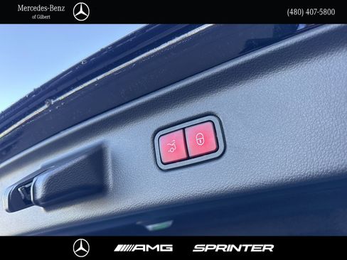 New 2026 Mercedes-Benz S 500 4MATIC image 8