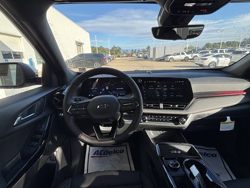 New 2026 Chevrolet Equinox RS w/ Convenience Package III image 6