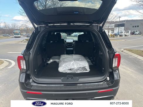 New 2026 Ford Explorer ST-Line image 10
