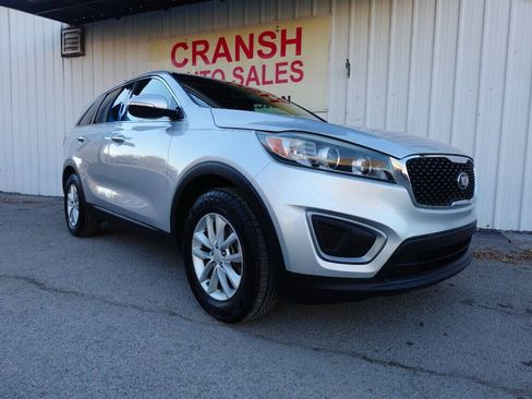 Used 2016 Kia Sorento L FWD image 3