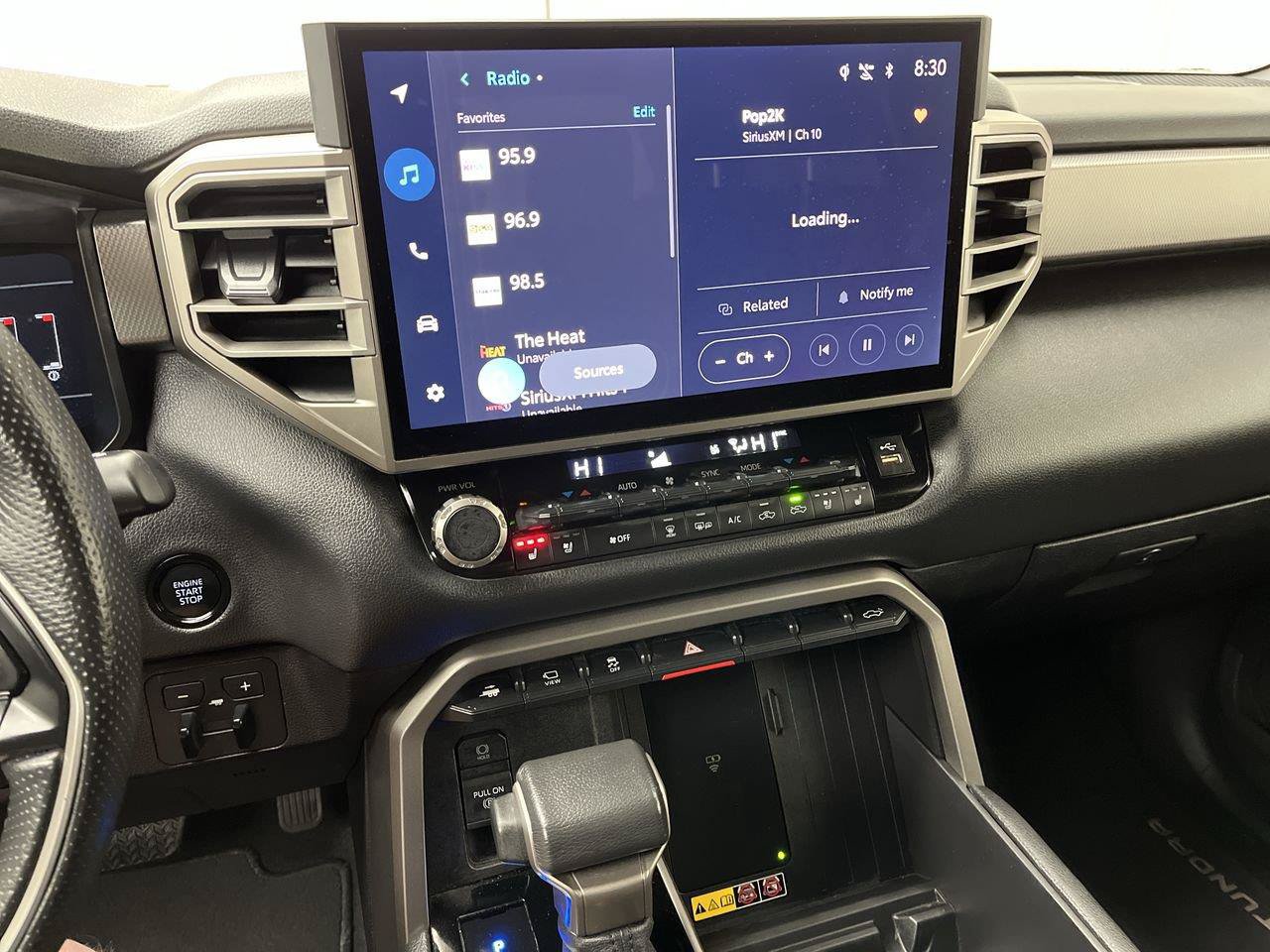 Used 2025 Toyota Tundra Limited AWD/4WD image 17