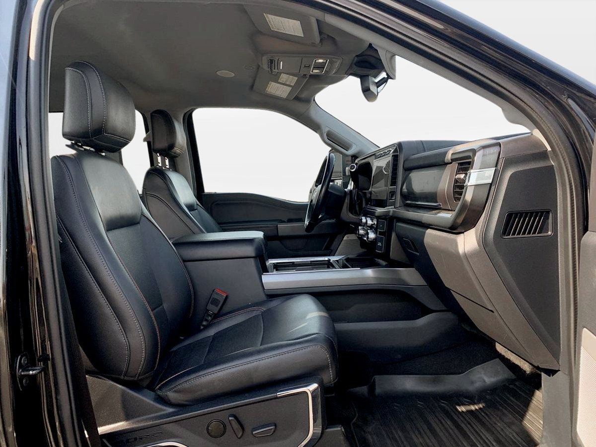 Used 2023 Ford F350 Lariat w/ Lariat Ultimate Package AWD/4WD image 34