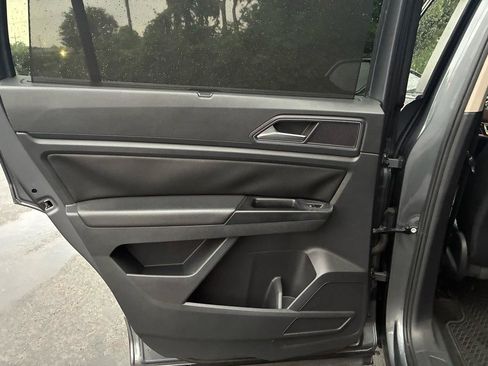 Used 2019 Volkswagen Atlas SEL FWD image 14