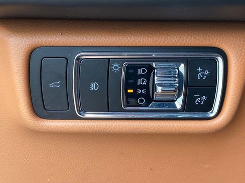 Used 2024 Lincoln Aviator Black Label w/ Dynamic Handling Package image 34