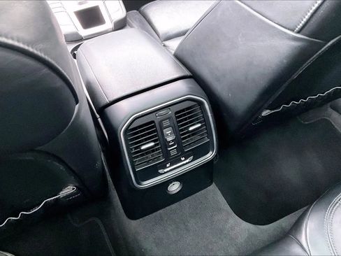 Used 2015 Porsche Macan S image 29