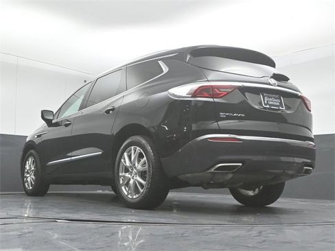 Used 2023 Buick Enclave Essence w/ Experience Buick Package image 43