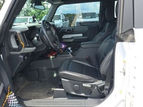 Used 2023 Ford Bronco Badlands AWD/4WD image 6