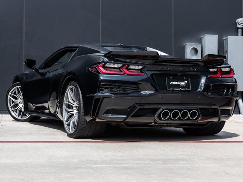 Used 2023 Chevrolet Corvette Z06 w/ Battery Protection Package image 7