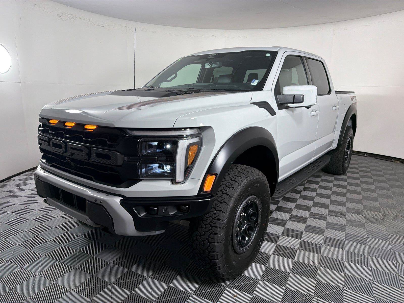 New 2026 Ford F150 Raptor AWD/4WD image 3