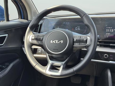 Used 2023 Kia Sportage EX FWD image 18