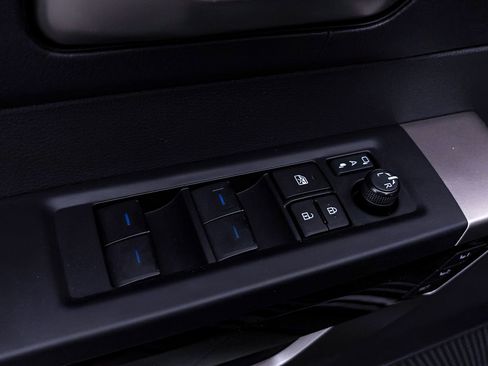 Used 2024 Toyota Tundra Limited w/ Power Package image 17