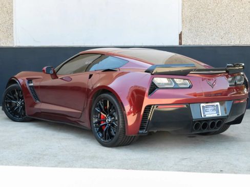 Used 2016 Chevrolet Corvette Z06 w/ 3LZ Preferred Equipment Group RWD image 11