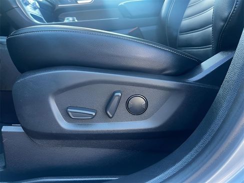 Used 2023 Ford Edge SEL image 34