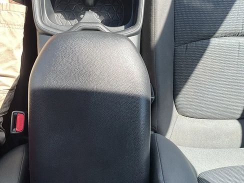 Used 2019 Toyota RAV4 LE image 26