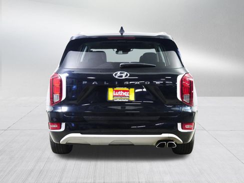 Used 2022 Hyundai Palisade Limited w/ Cargo Package FWD image 6