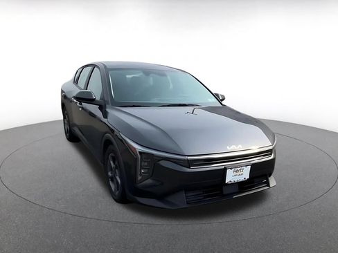 Used 2025 Kia K4 FWD image 3
