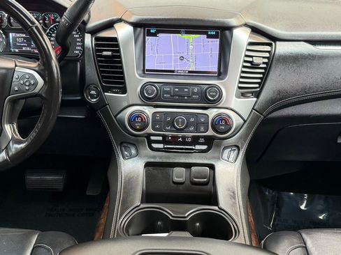 Used 2018 Chevrolet Tahoe LT image 34