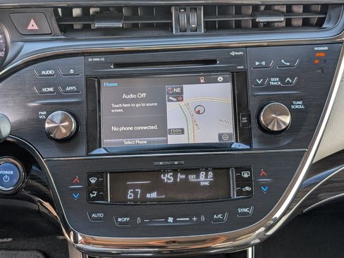 Used 2015 Toyota Avalon XLE Premium FWD image 17