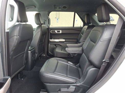 Used 2023 Ford Explorer XLT w/ Equipment Group 202A image 20