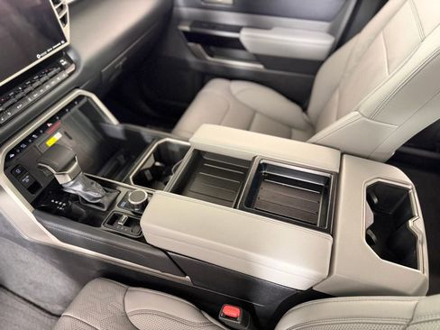 Used 2024 Toyota Tundra Limited image 20