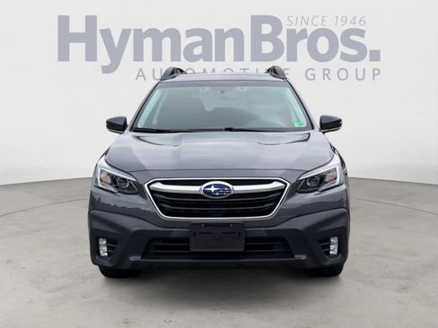 Used 2021 Subaru Outback Premium image 9