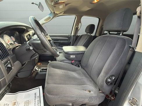 Used 2005 Dodge Ram 1500 Truck SLT w/ Daytona Edition Group image 9