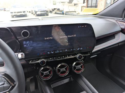 Used 2025 Chevrolet Blazer EV RS AWD/4WD image 25
