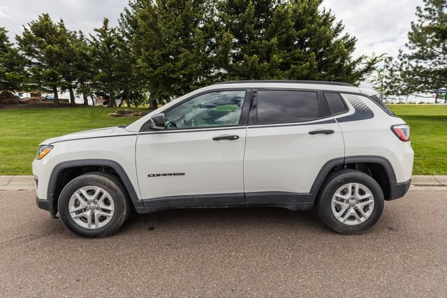 Used 2018 Jeep Compass Sport w/ Mopar Graphics Package FWD image 10