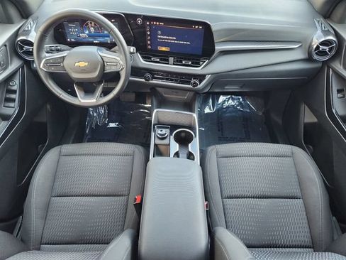 Used 2026 Chevrolet Equinox LT FWD image 26
