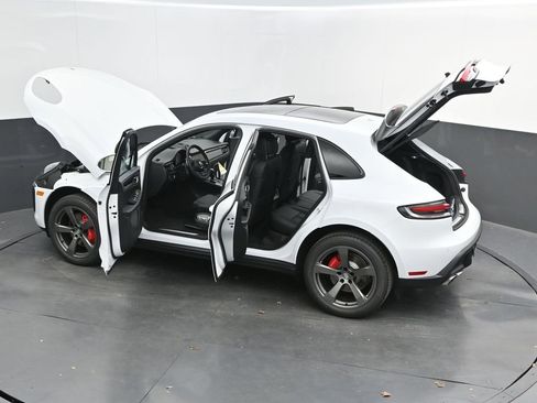 New 2026 Porsche Macan S image 63
