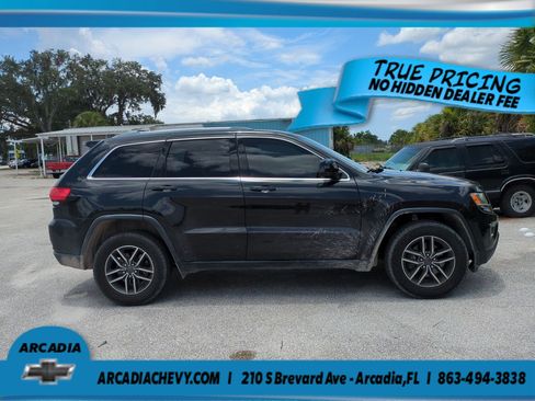 Used 2016 Jeep Grand Cherokee Laredo w/ Quick Order Package 23E AWD/4WD image 3