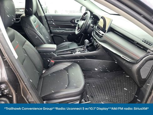 Used 2022 Jeep Compass Trailhawk w/ Trailhawk Convenience Group image 11