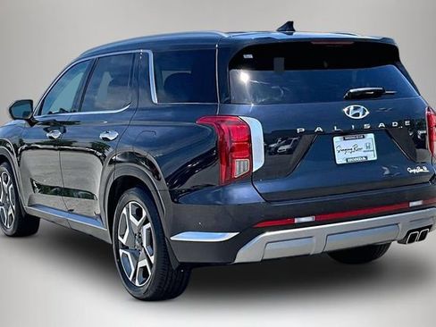 Used 2023 Hyundai Palisade Limited AWD/4WD image 4