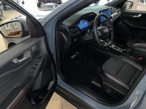 Used 2023 Ford Escape ST-Line Select w/ Tech Pack #2 AWD/4WD image 10