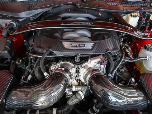 Used 2025 Ford Mustang Dark Horse RWD image 32