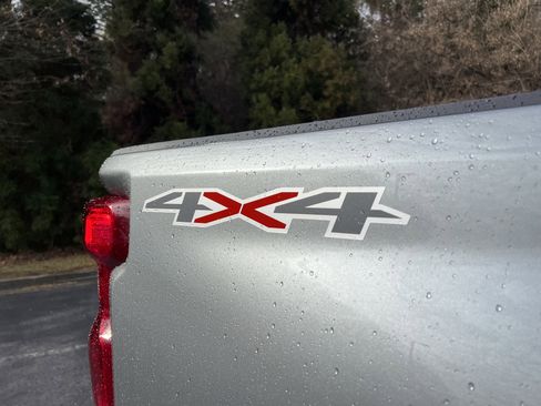 New 2026 Chevrolet Silverado 2500 Custom w/ Custom Value Package image 33