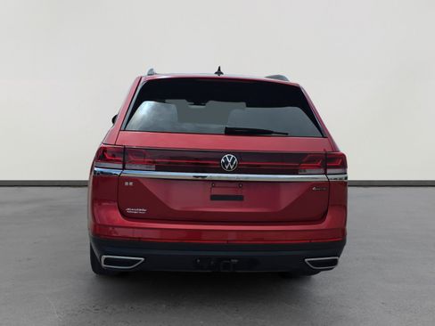 Used 2024 Volkswagen Atlas SE w/ Panoramic Sunroof Package AWD/4WD image 4