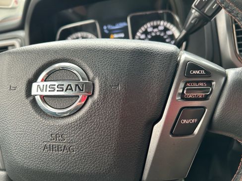 Used 2017 Nissan Titan Platinum Reserve image 27