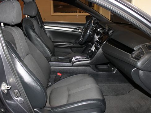 Used 2019 Honda Civic Sport image 26
